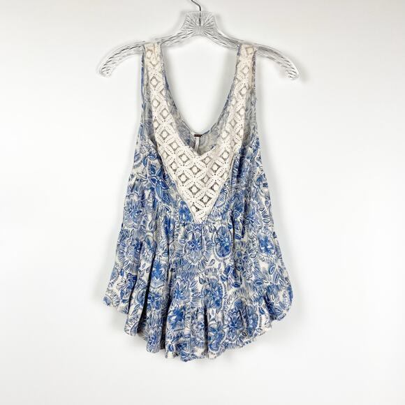 Free People Crochet Ruffle Top Blue White Lace Linen Cotton Womens Size XS - Picture 3 of 11